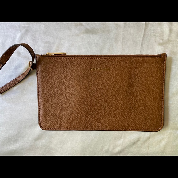 MICHAEL Michael Kors Handbags - MICHAEL Michael Kors Leather Pouch with Strap
